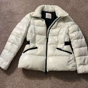 Authentic Womens Moncler Coat